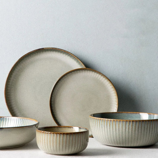 Platos y Cuencos de Cerámica Japonesa